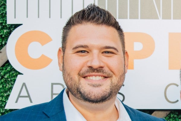 Alex Hargis headshot